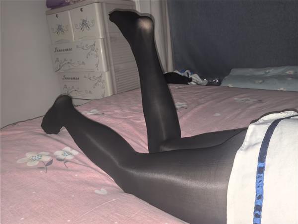 深圳宝安性价比的丝袜骚话少妇灵灵