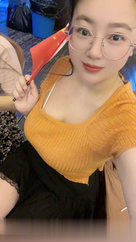 武汉光谷巨乳琦琦老师