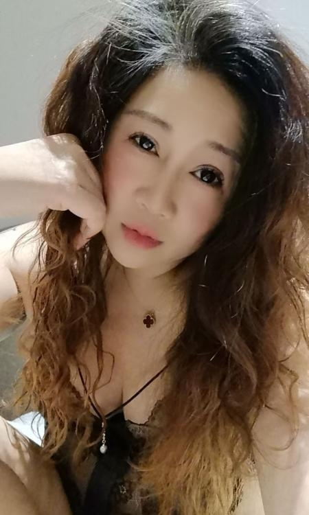 静安区莞式服务熟女姐姐