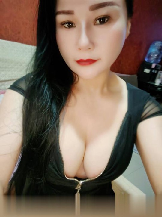 重庆大奶泻火骚妇极品御姐