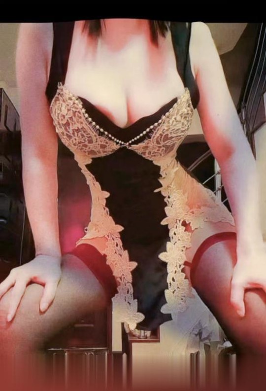 深圳宝安性感大奶希恩