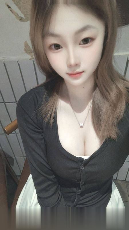青浦大胸妹童童
