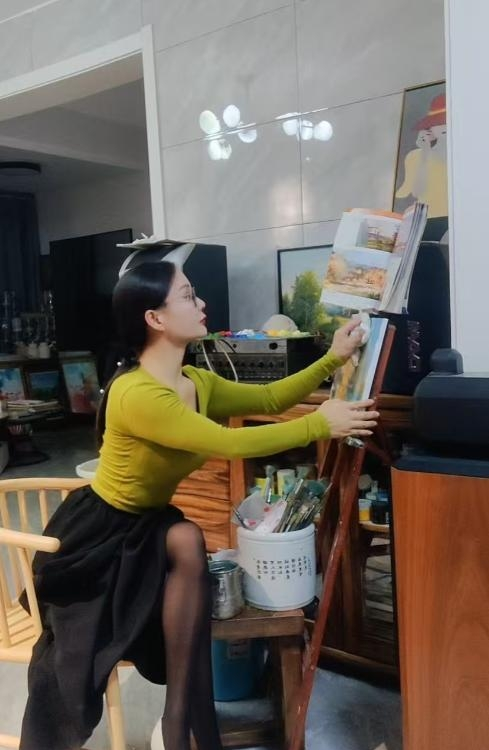 合肥市双飞舞蹈姐妹腰细胸大