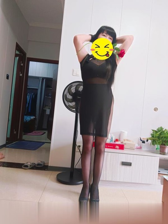 成都双流金毛少妇