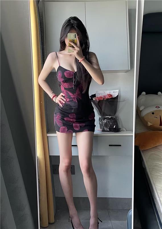 青岛市北区菲菲身材好十指弹琴,两重天,小丝丝